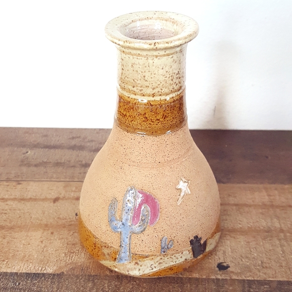 Vintage 90's Handmade Studio Pottery Vase Boho Southwest Desert Scene - Picture 2 of 7